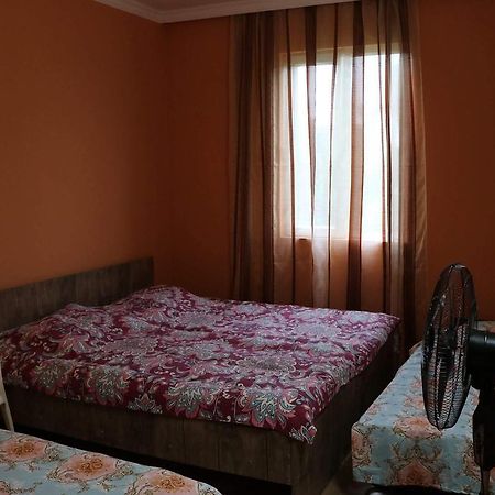 Guest House Barbi Kobuleti Esterno foto