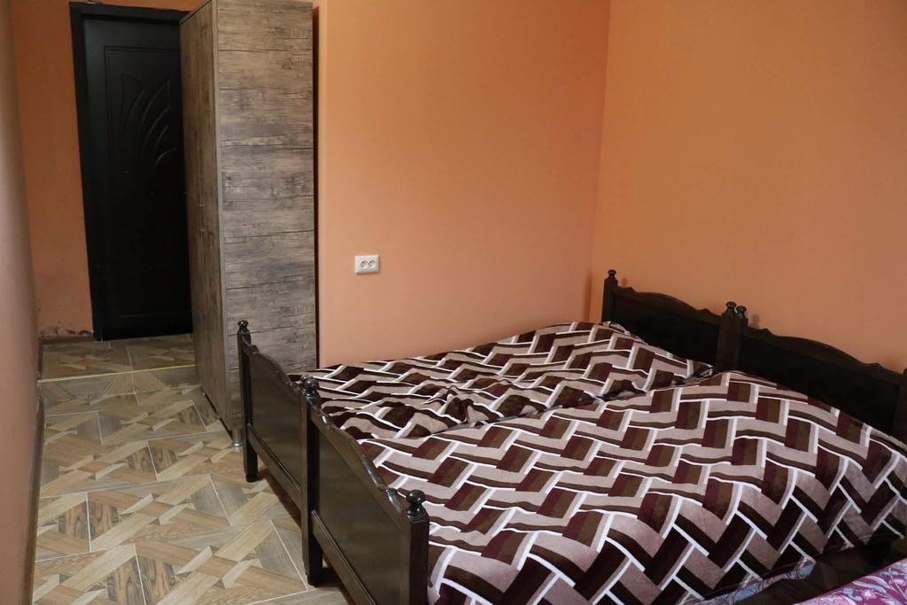 Guest House Barbi Kobuleti Esterno foto