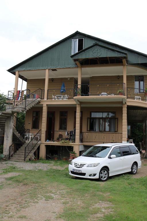 Guest House Barbi Kobuleti Esterno foto